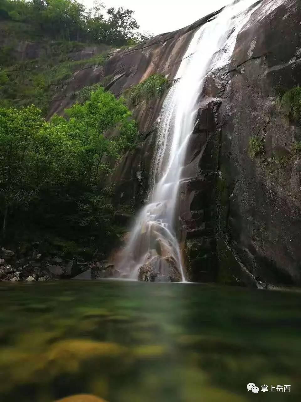 连接正负极